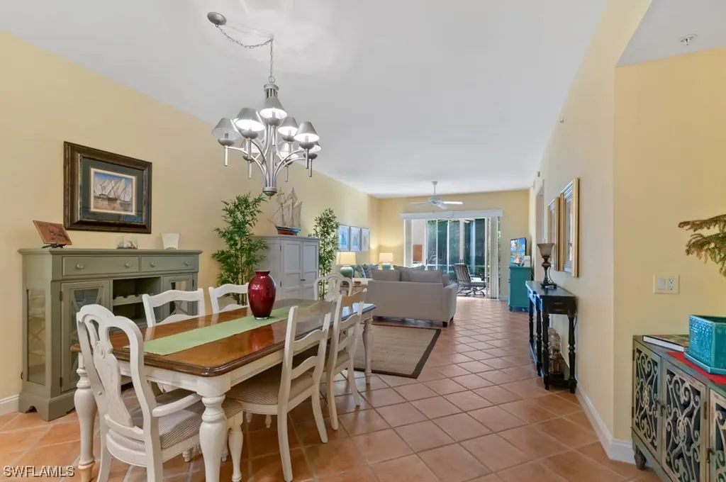 2385 Hidden Lake Drive Naples FL 34112