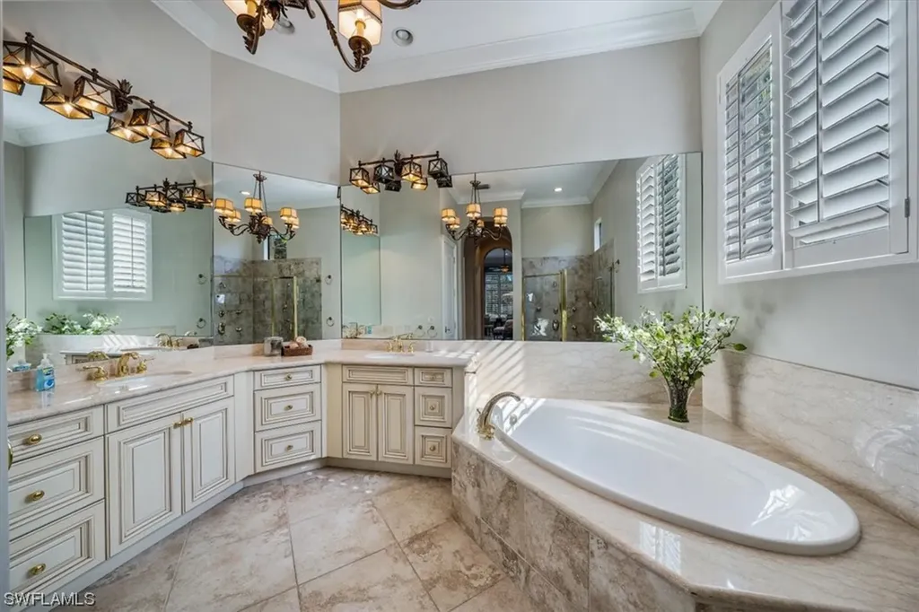18262 Lagos Way Naples FL 34110