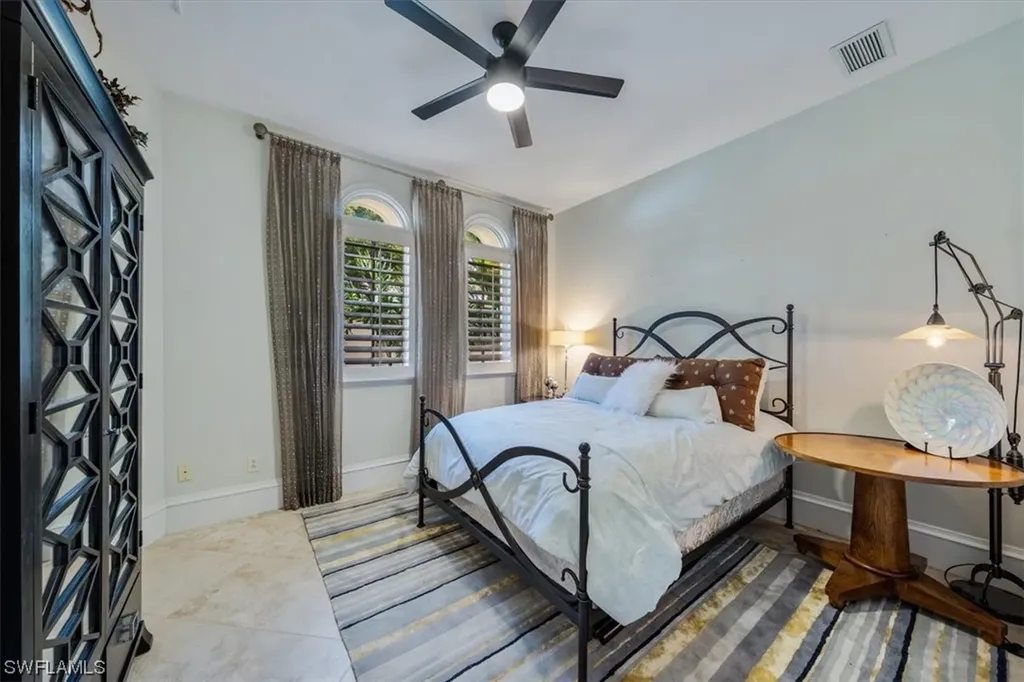 18262 Lagos Way Naples FL 34110