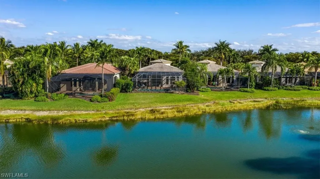 18262 Lagos Way Naples FL 34110