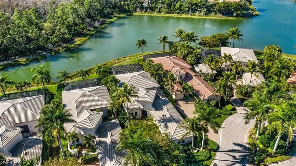 18262 Lagos Way Naples FL 34110