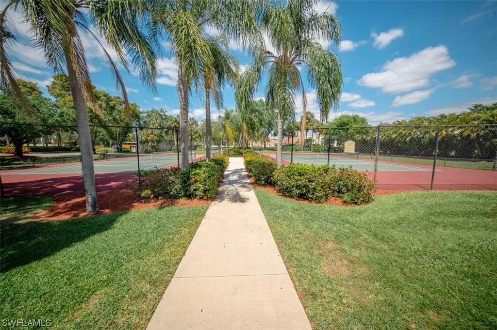 396 Pindo Palm Drive Naples FL 34104