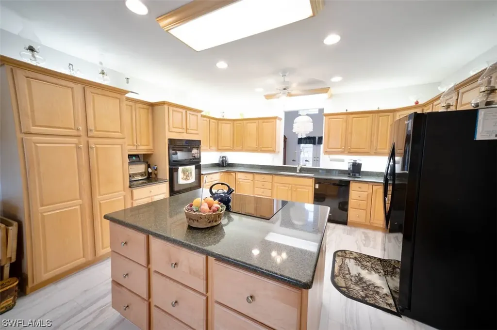 396 Pindo Palm Drive Naples FL 34104