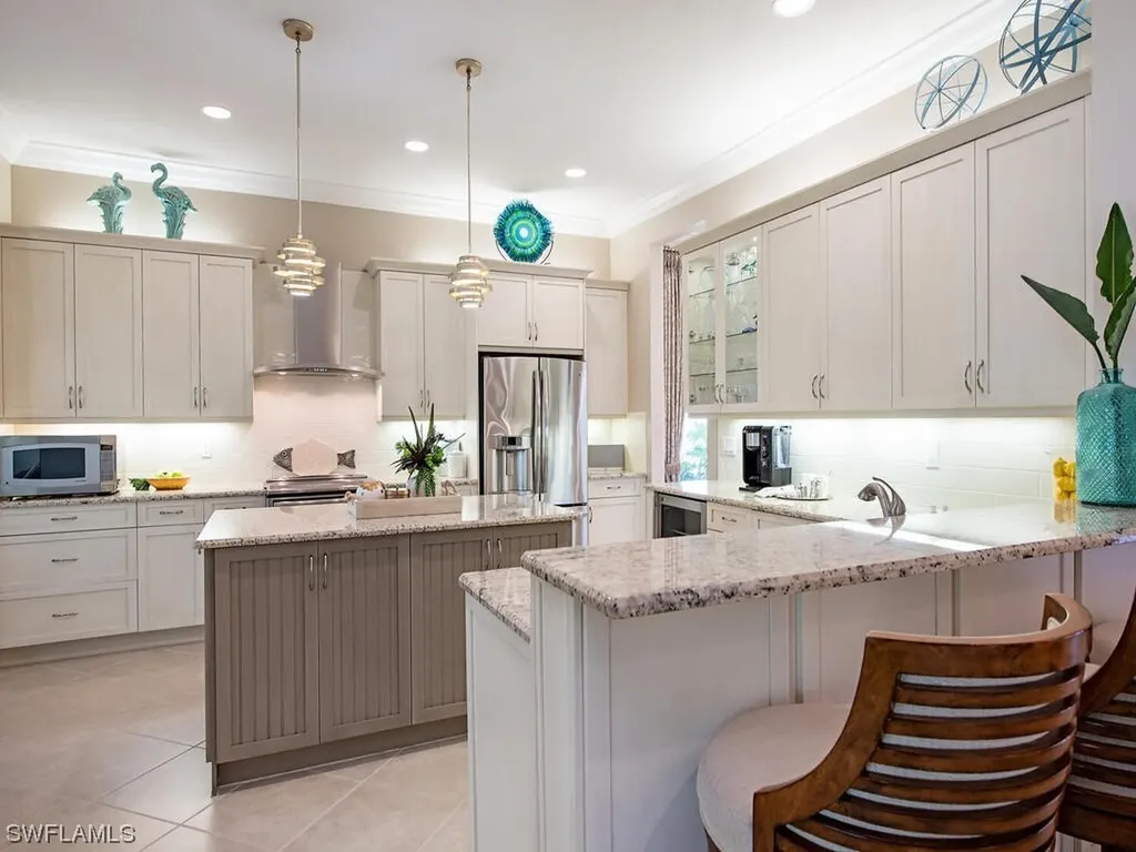 2982 Cinnamon Bay Circle Naples FL 34119