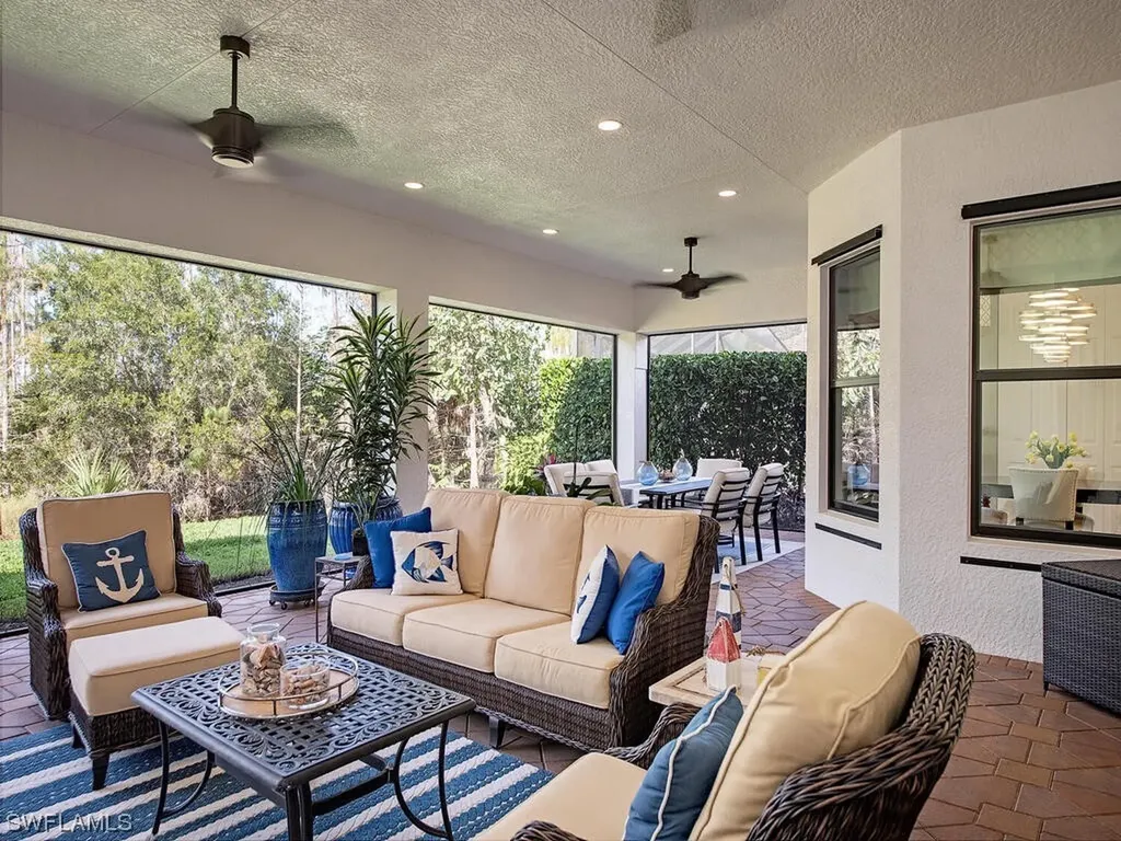 2982 Cinnamon Bay Circle Naples FL 34119
