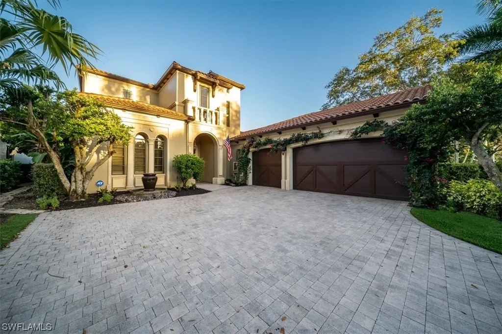 Naples FL, 1572 Marsh Wren Lane