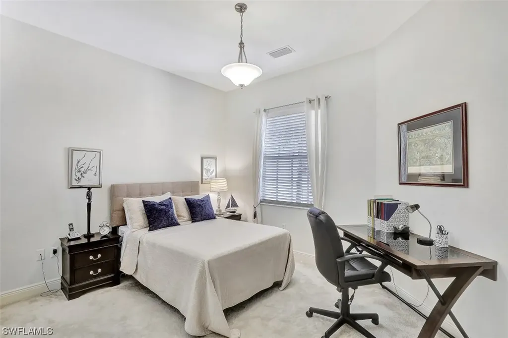 7838 Hawthorne Drive Naples FL 34113