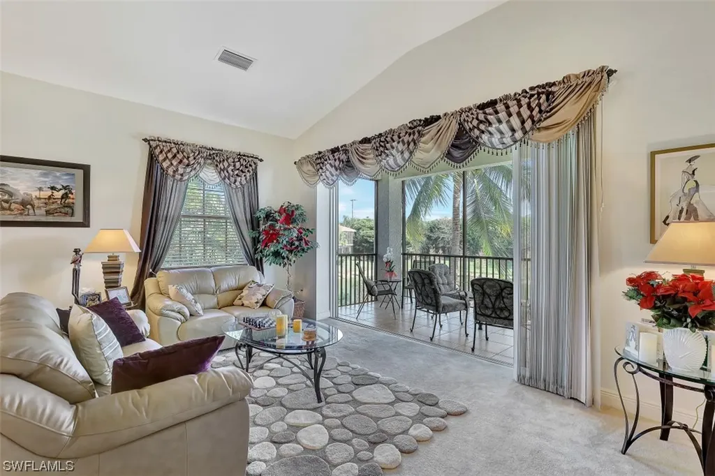 7838 Hawthorne Drive Naples FL 34113