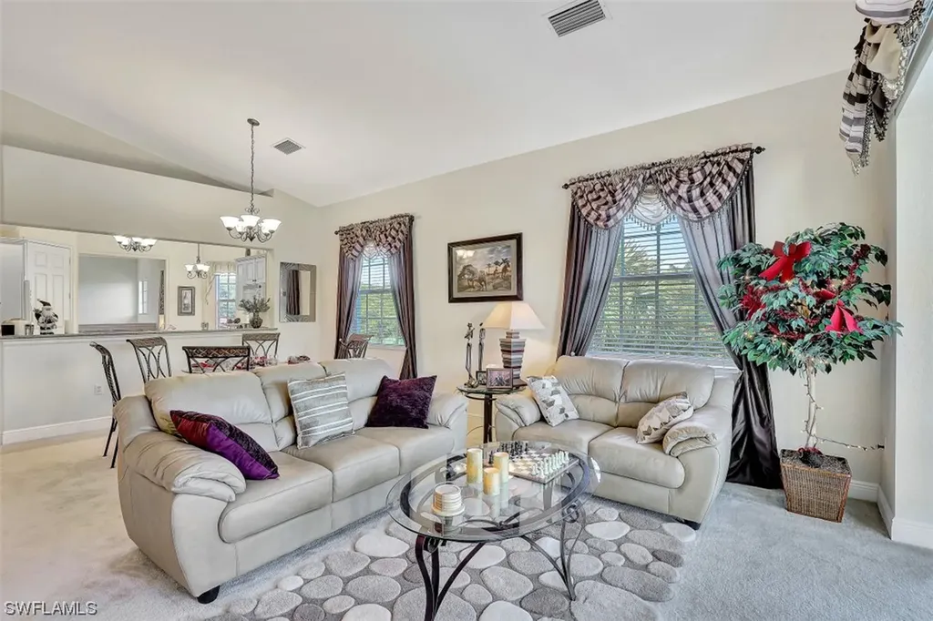 7838 Hawthorne Drive Naples FL 34113