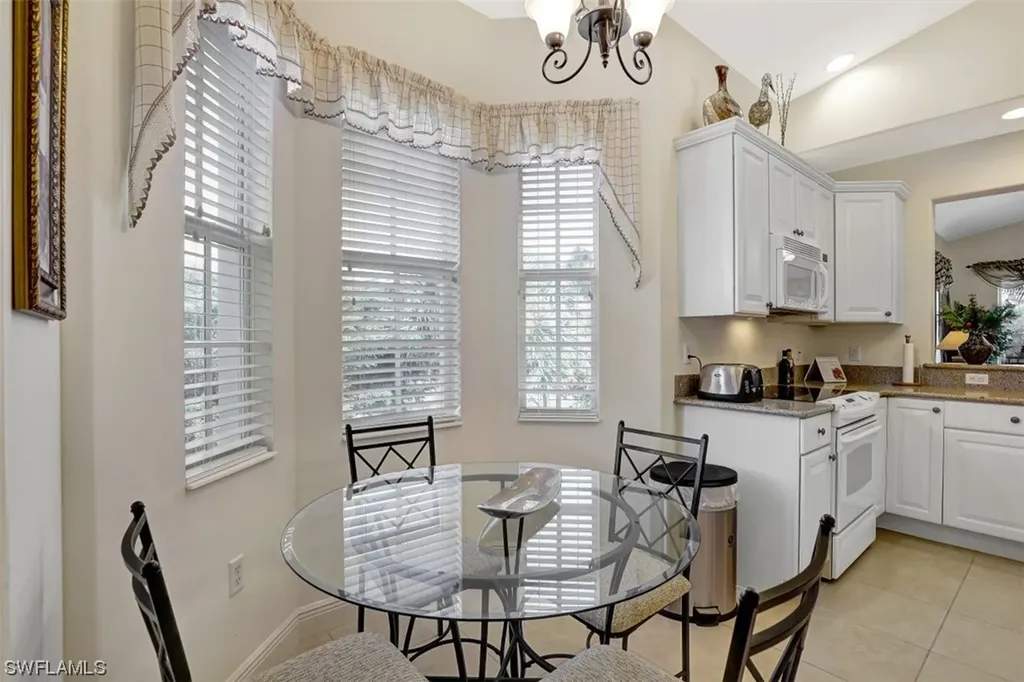 7838 Hawthorne Drive Naples FL 34113