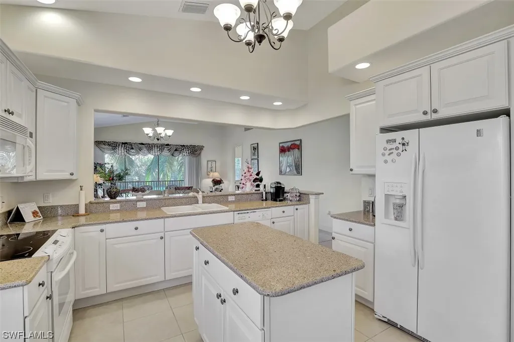 7838 Hawthorne Drive Naples FL 34113