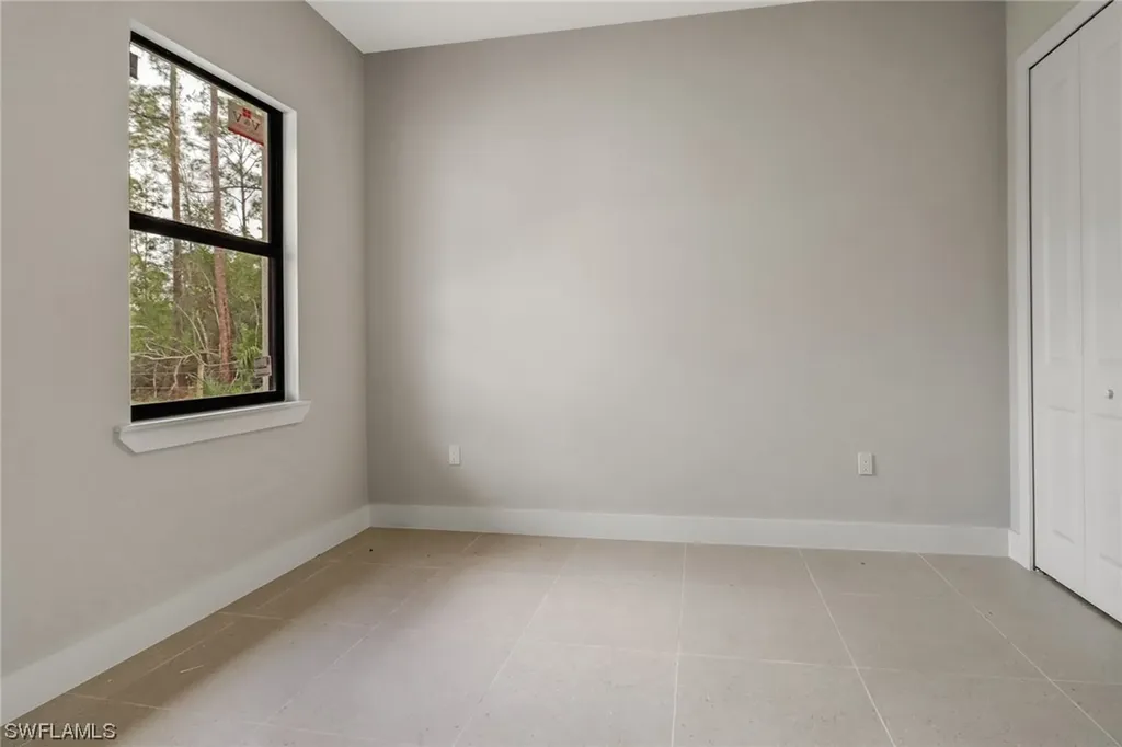 3448 6th Avenue NE Naples FL 34120