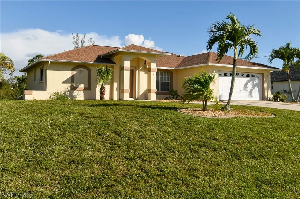 3713 SW 17th Place Cape Coral FL 33914
