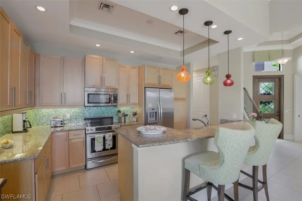 7915 Cordoba Place Naples FL 34113