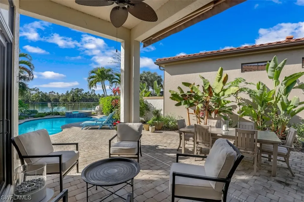 7915 Cordoba Place Naples FL 34113