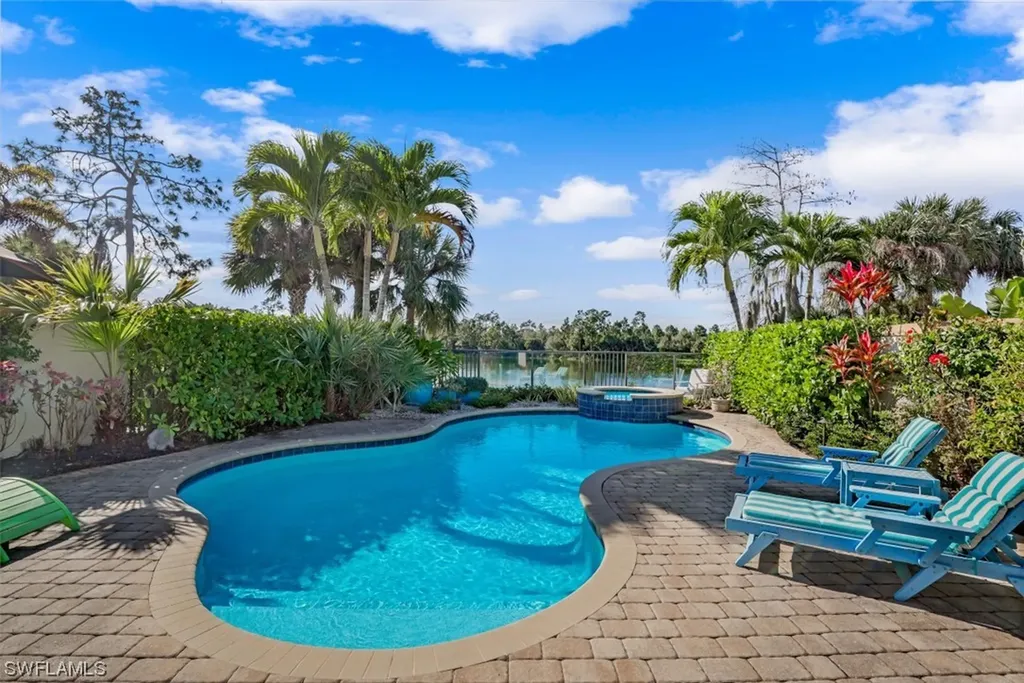 7915 Cordoba Place Naples FL 34113