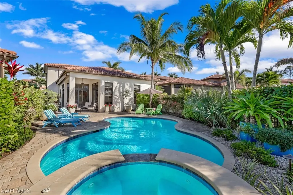 7915 Cordoba Place Naples FL 34113