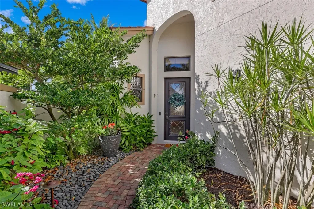 7915 Cordoba Place Naples FL 34113