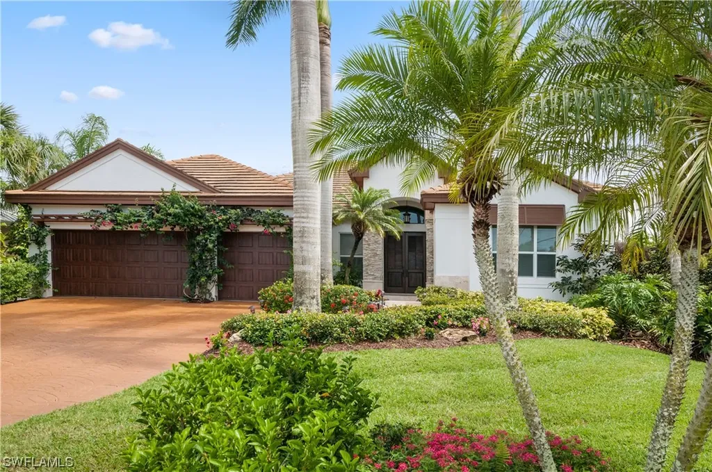 678 11th Avenue S Naples FL 34102