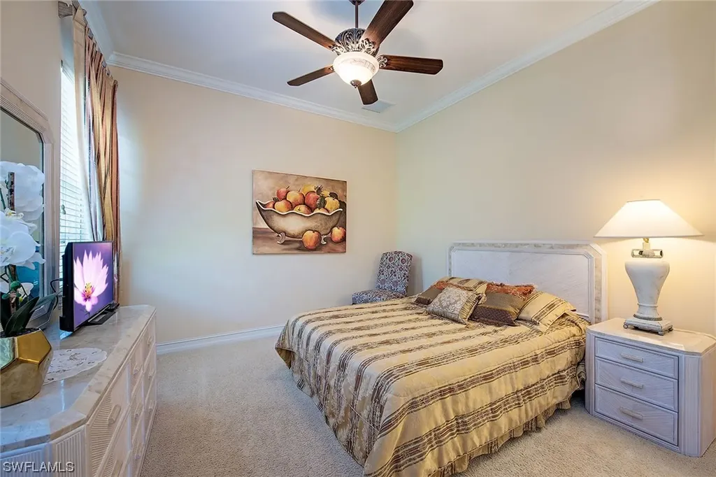 5076 Post Oak Lane Naples FL 34105