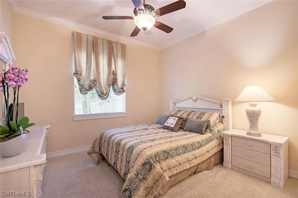 5076 Post Oak Lane Naples FL 34105