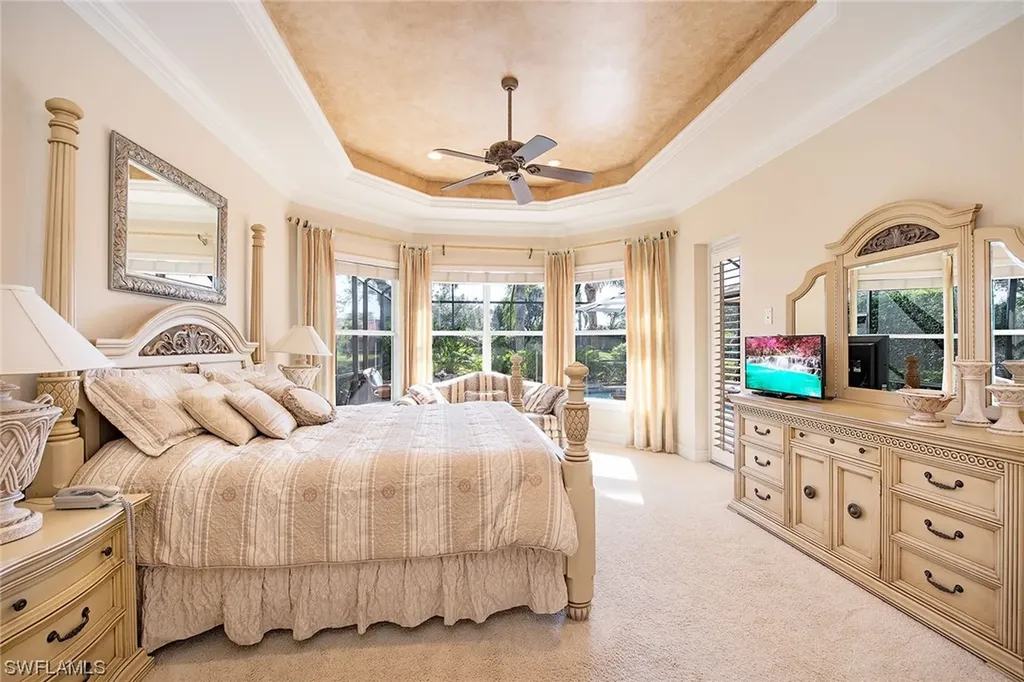 5076 Post Oak Lane Naples FL 34105