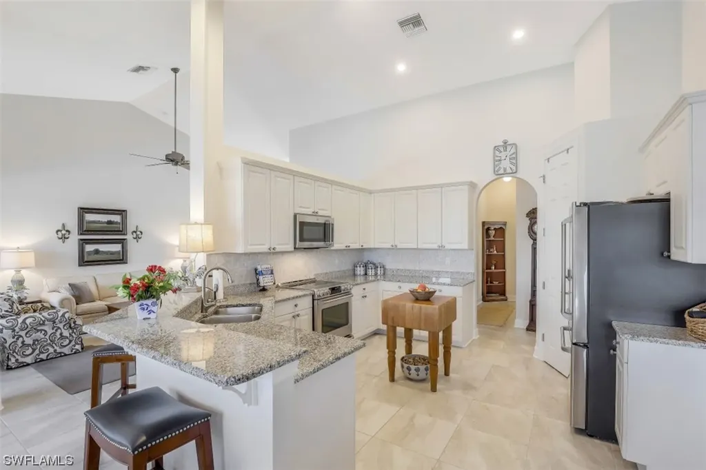 8963 Appaloosa Court Naples FL 34113