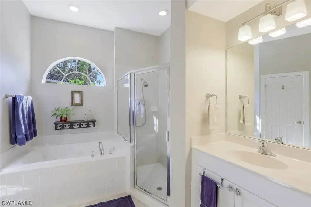 8963 Appaloosa Court Naples FL 34113