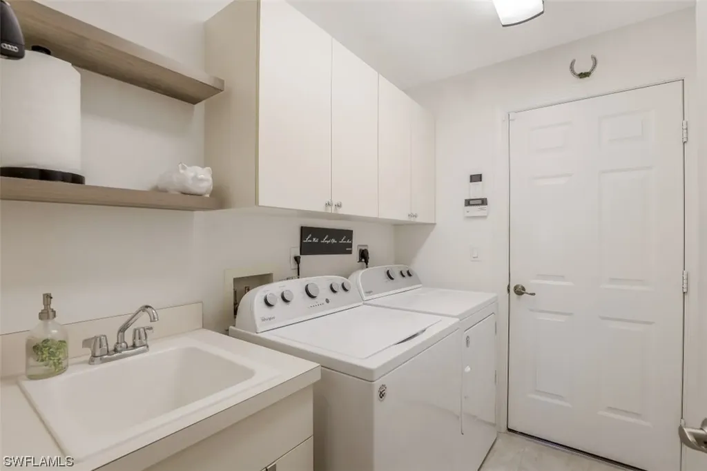 8963 Appaloosa Court Naples FL 34113