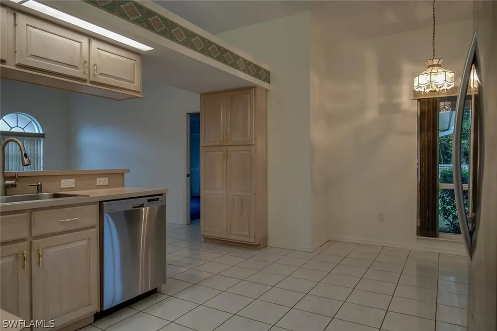 6609 Highland Pines Circle Fort Myers FL 33966
