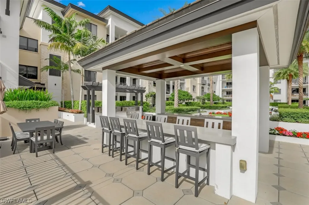 1035 3rd Avenue S Naples FL 34102