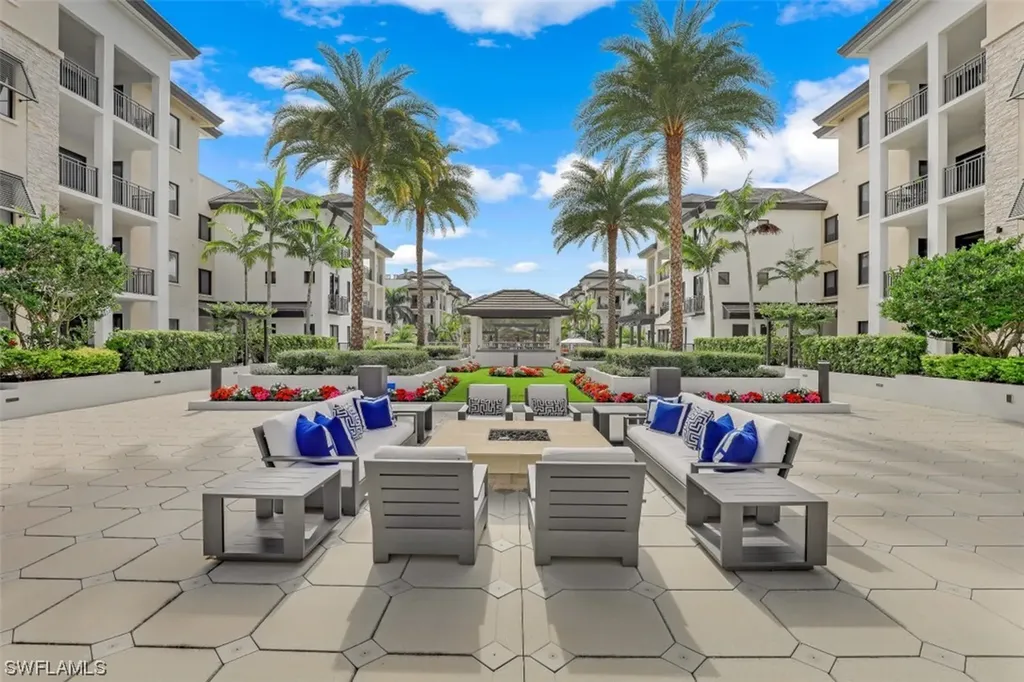 1035 3rd Avenue S Naples FL 34102
