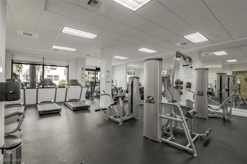 1035 3rd Avenue S Naples FL 34102