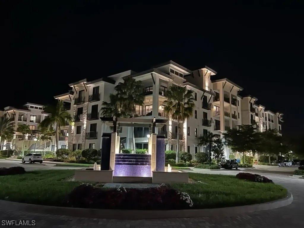1035 3rd Avenue S Naples FL 34102