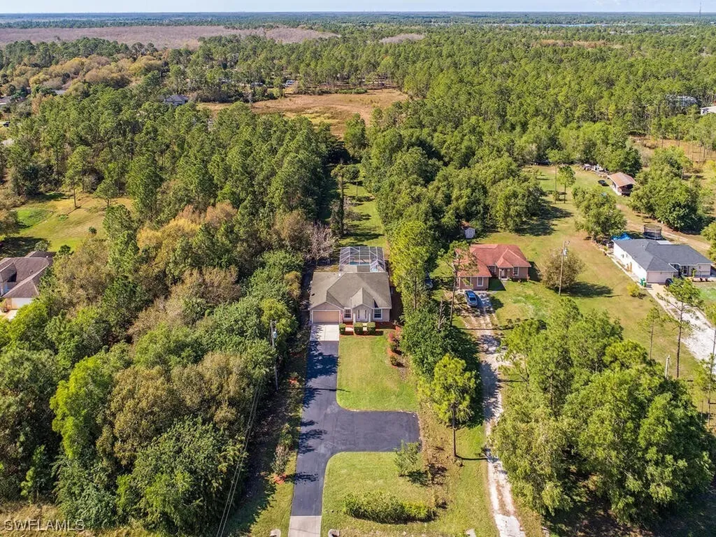6685 Everglades Boulevard N Naples FL 34120