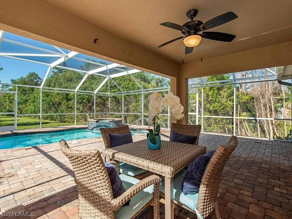 6685 Everglades Boulevard N Naples FL 34120