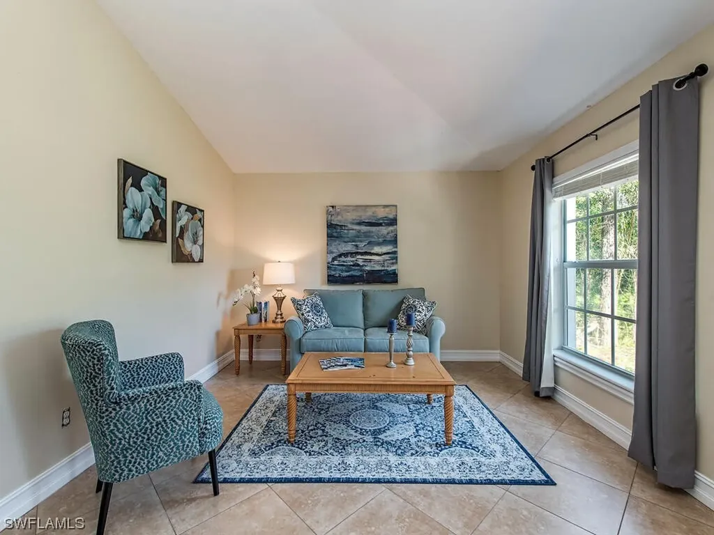 6685 Everglades Boulevard N Naples FL 34120