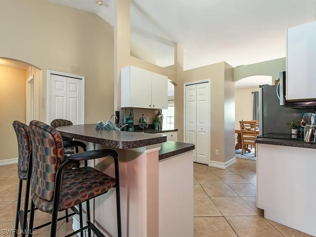 6685 Everglades Boulevard N Naples FL 34120