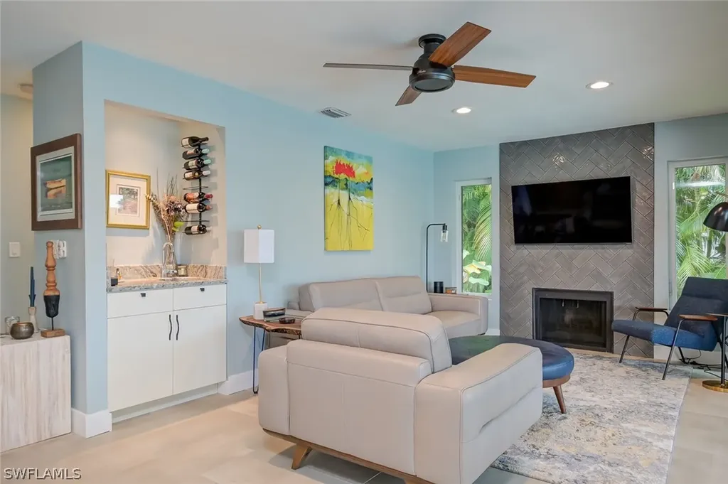 5026 Saxony Court Cape Coral FL 33904