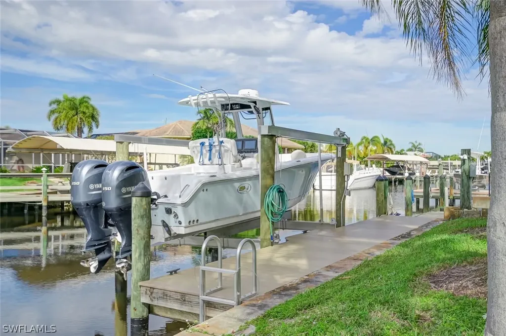 5026 Saxony Court Cape Coral FL 33904