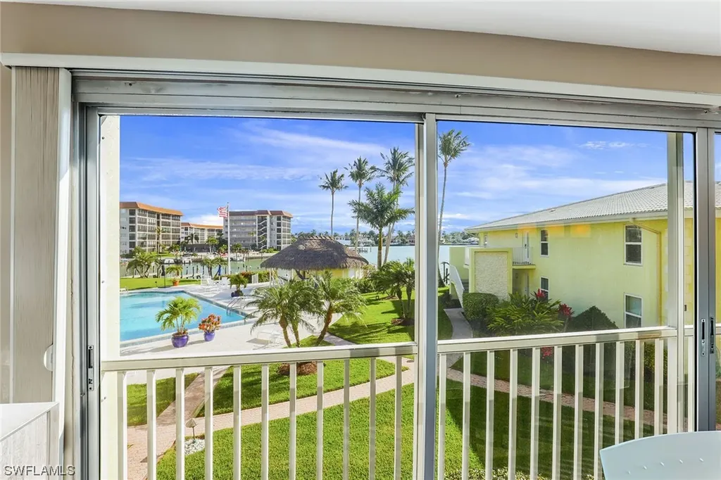 2850 Gulf Shore Boulevard N Naples FL 34103