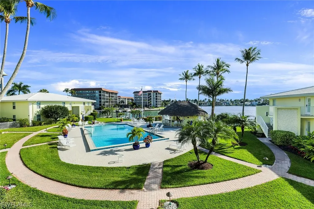 2850 Gulf Shore Boulevard N Naples FL 34103