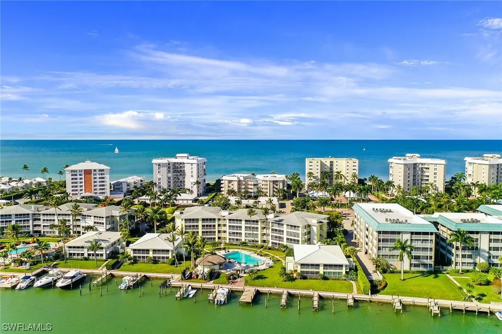 2850 Gulf Shore Boulevard N Naples FL 34103