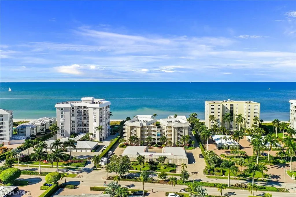 2850 Gulf Shore Boulevard N Naples FL 34103