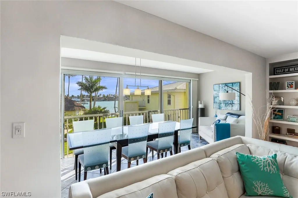 2850 Gulf Shore Boulevard N Naples FL 34103