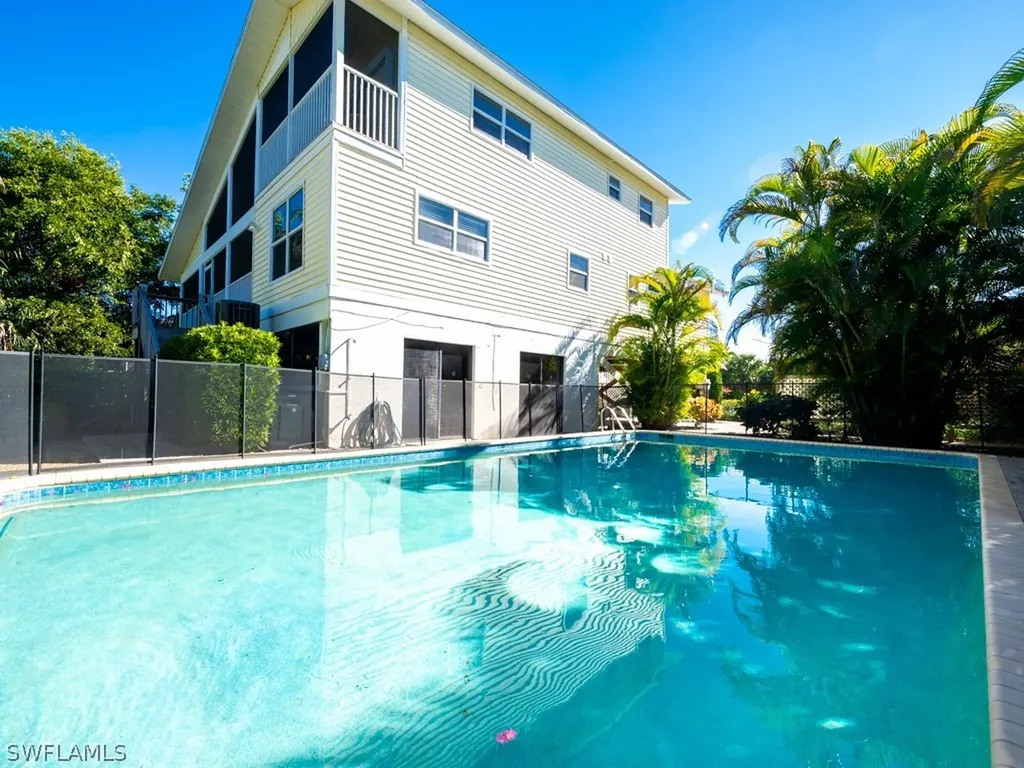 1251 Sand Castle Road Sanibel FL 33957