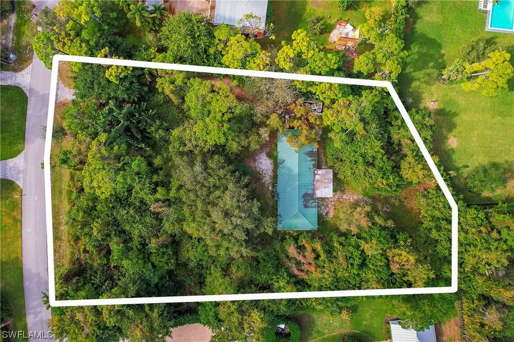 39 Cajeput Drive Naples FL 34108