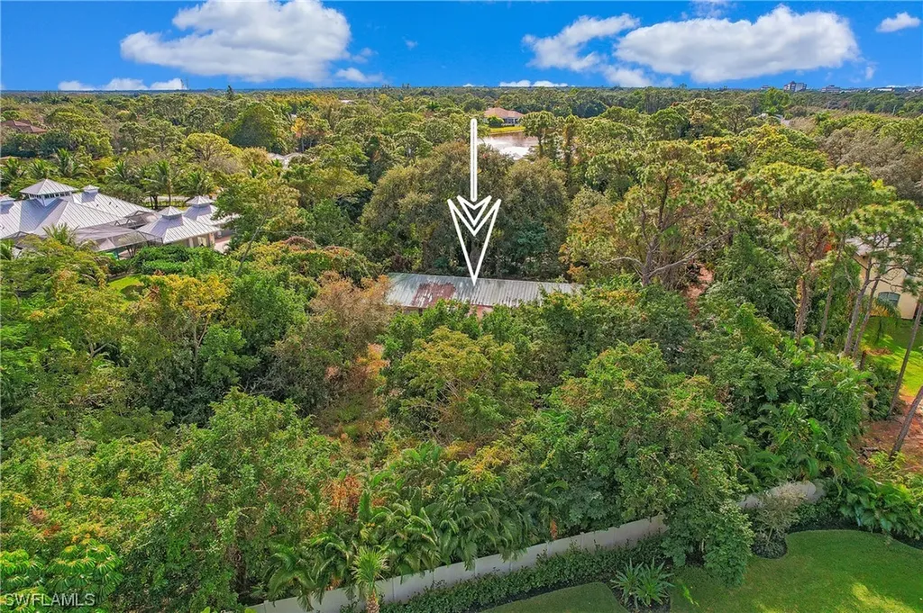 39 Cajeput Drive Naples FL 34108