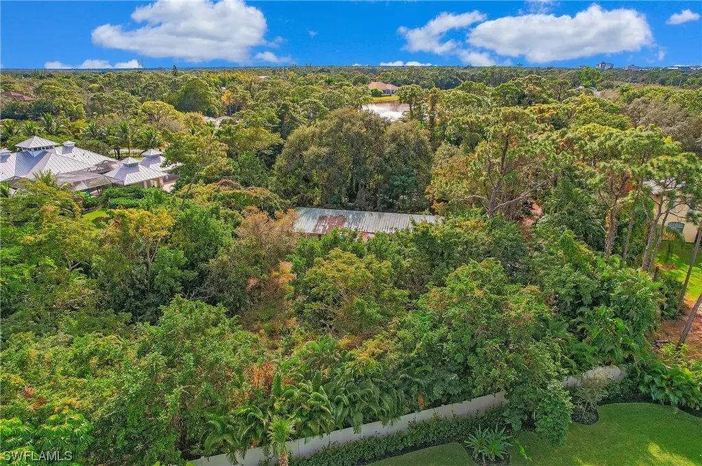 39 Cajeput Drive Naples FL 34108