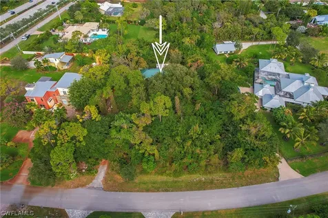 39 Cajeput Drive Naples FL 34108
